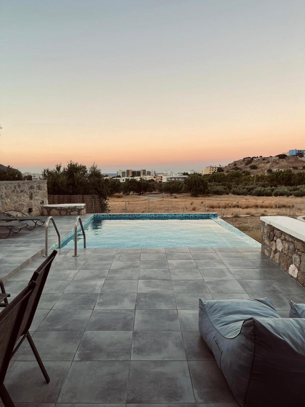 Villa Eleon Luxury *