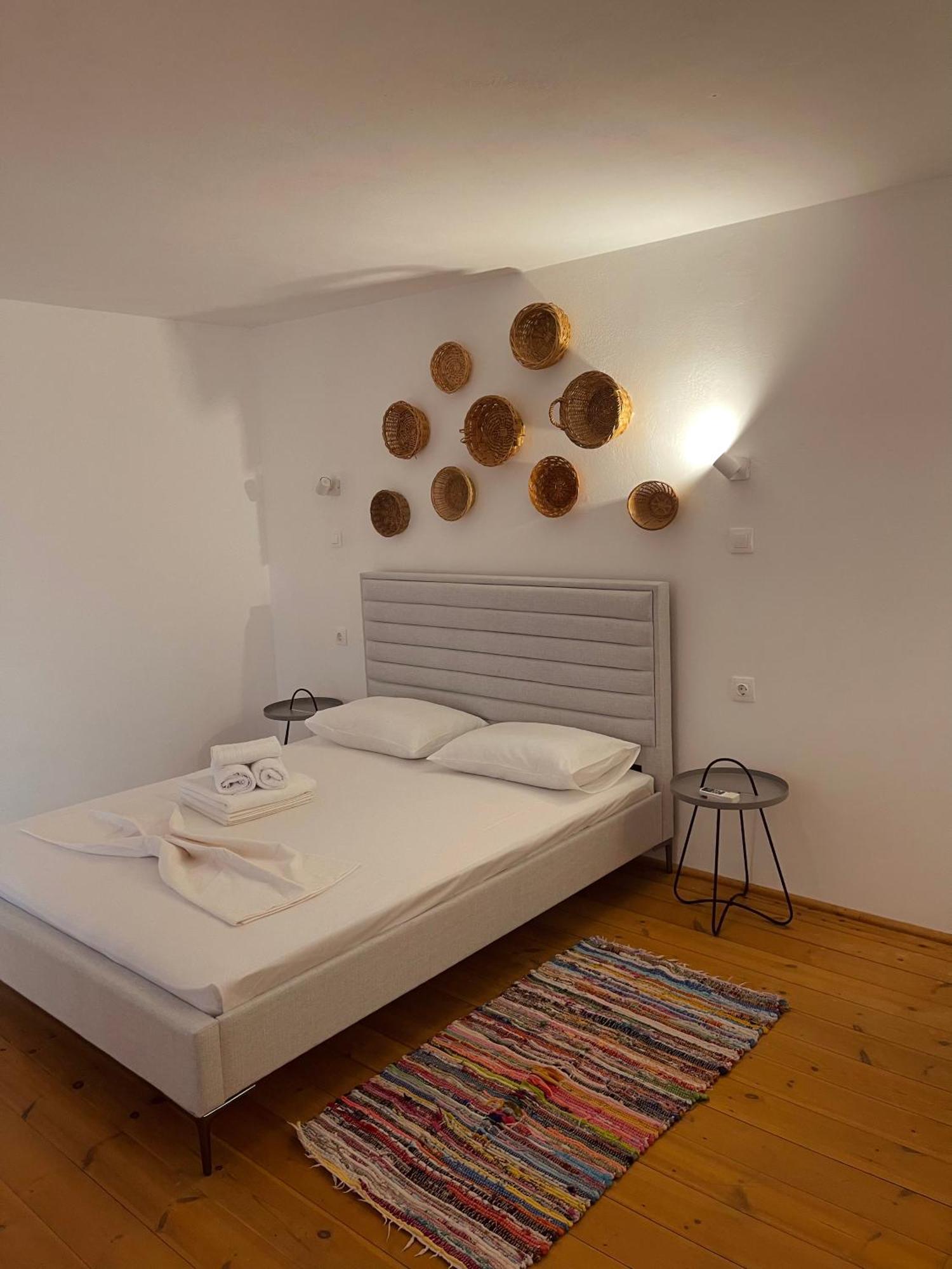 Eleon Luxury Villa